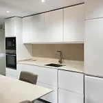 2 Bedroom 2 Bathroom In The Heart Of With Big Terrace And Free Parking Space Close To Lägenhet
