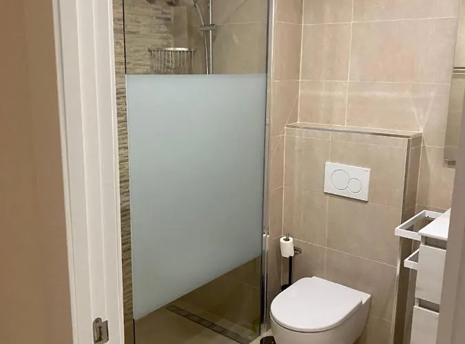 2 Bedroom 2 Bathroom In The Heart Of With Big Terrace And Free Parking Space Close To *