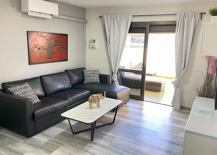 Apartamento 2 Bedroom 2 Bathroom In The Heart Of With Big Terrace And Free Parking Space Close To *
